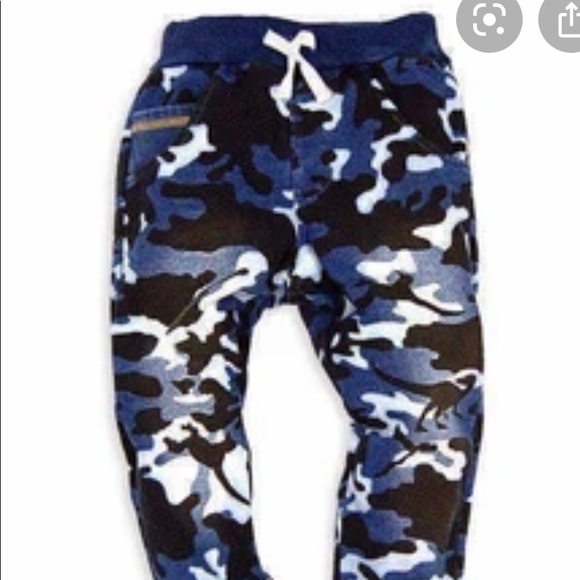 HP!!! 🤩 New Bitz Kids Blue Camo sweatpants - Picture 1 of 6